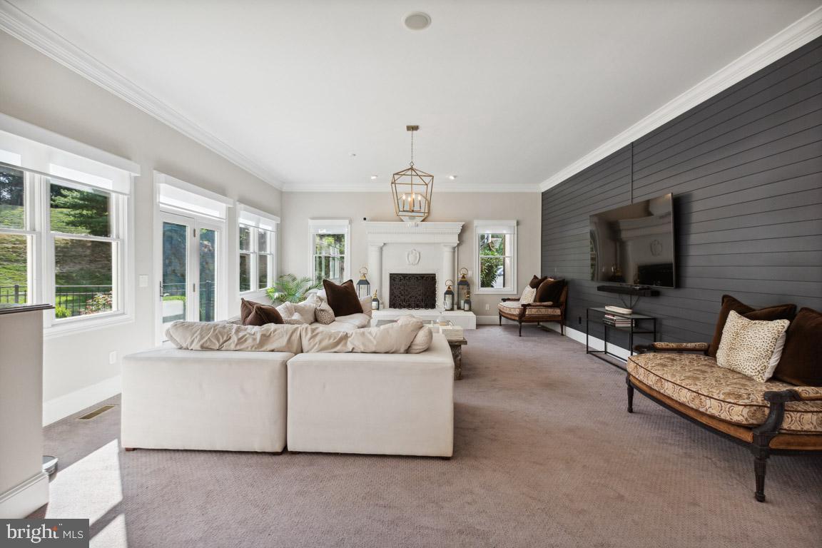 17212 Silver Charm PLACE