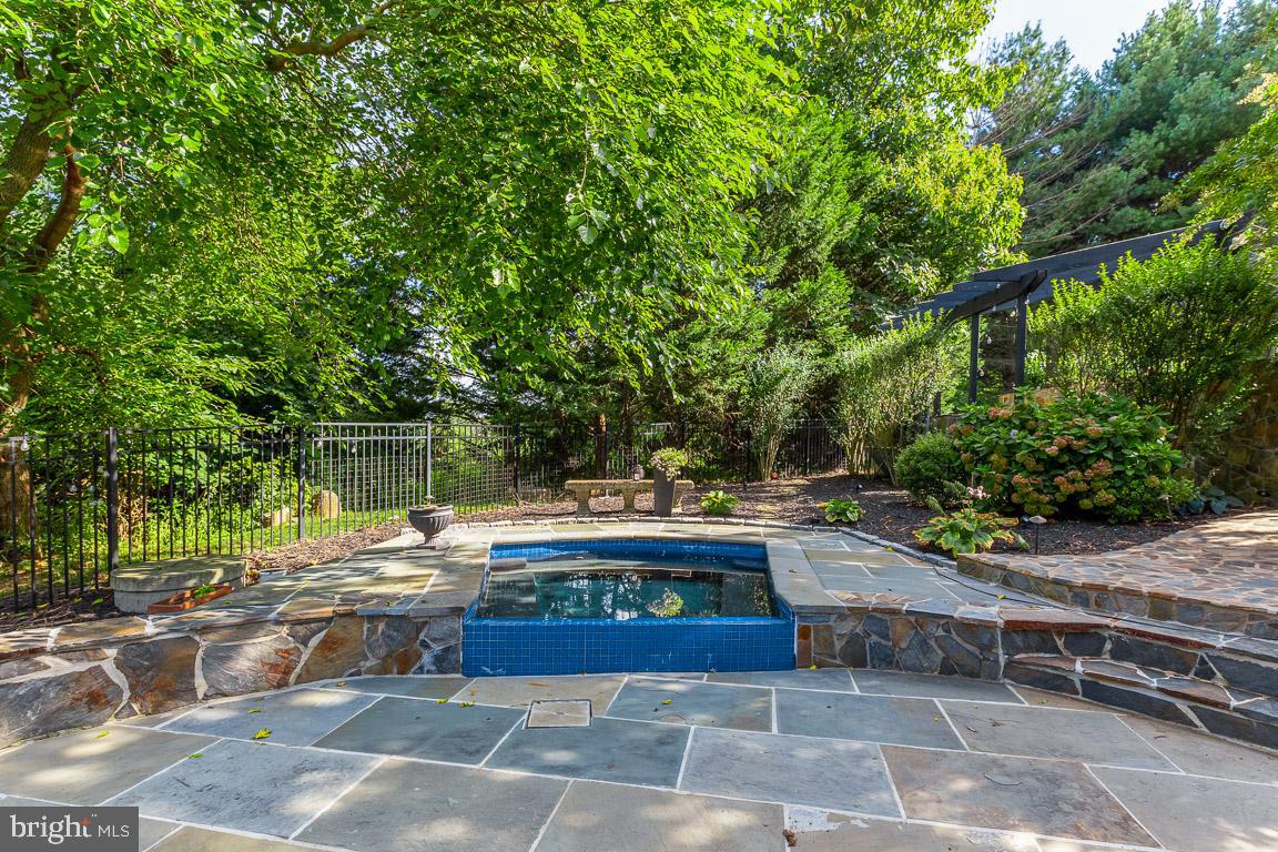 17212 Silver Charm PLACE