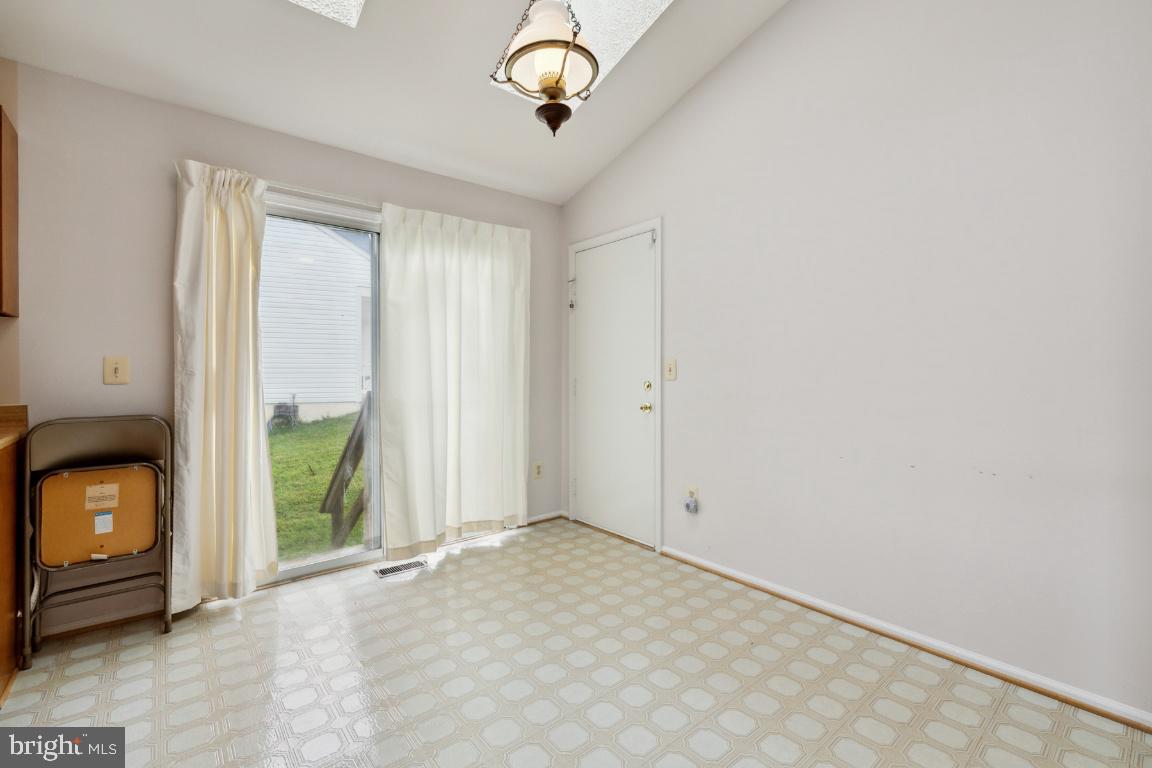 1 Bentley DRIVE