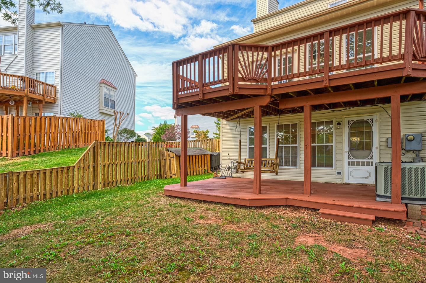43281 Chokeberry SQUARE