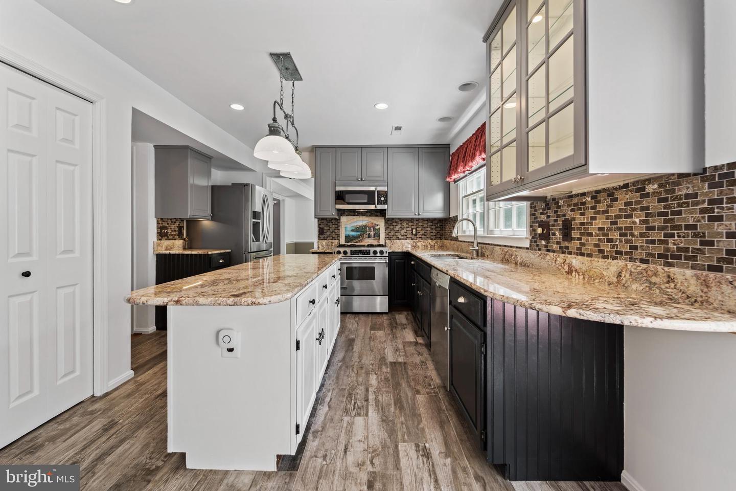 44137 Bristow CIRCLE