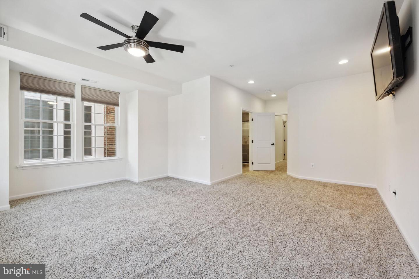 469 Kornblau TERRACE SE