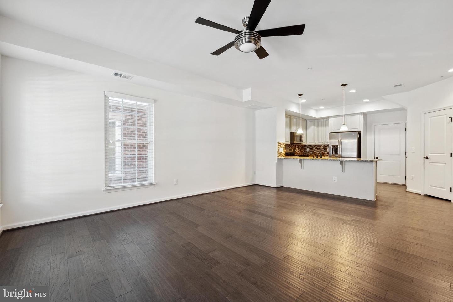 469 Kornblau TERRACE SE