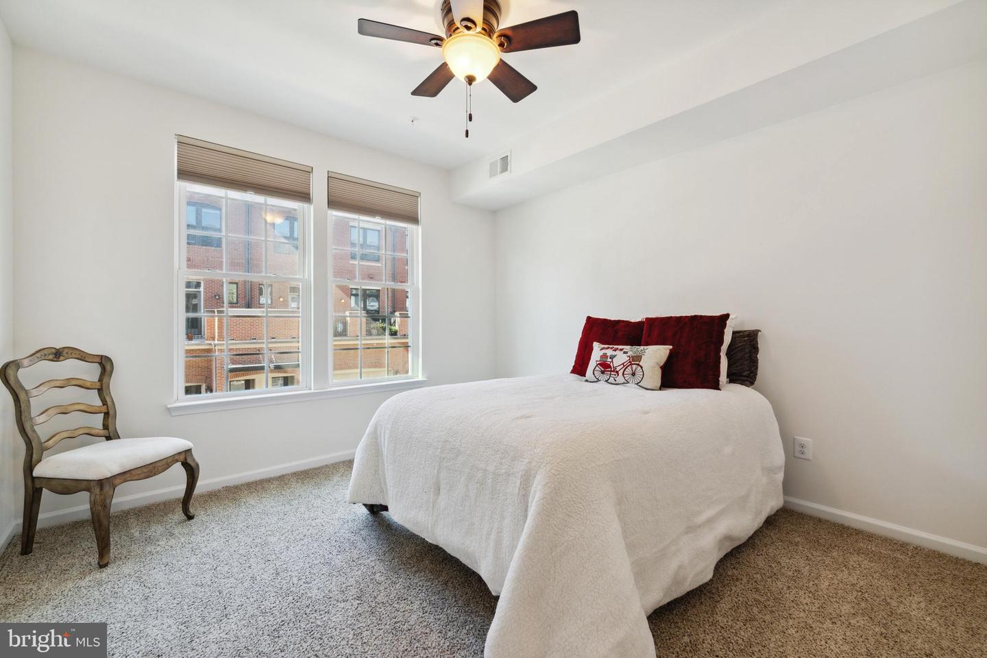 469 Kornblau TERRACE SE