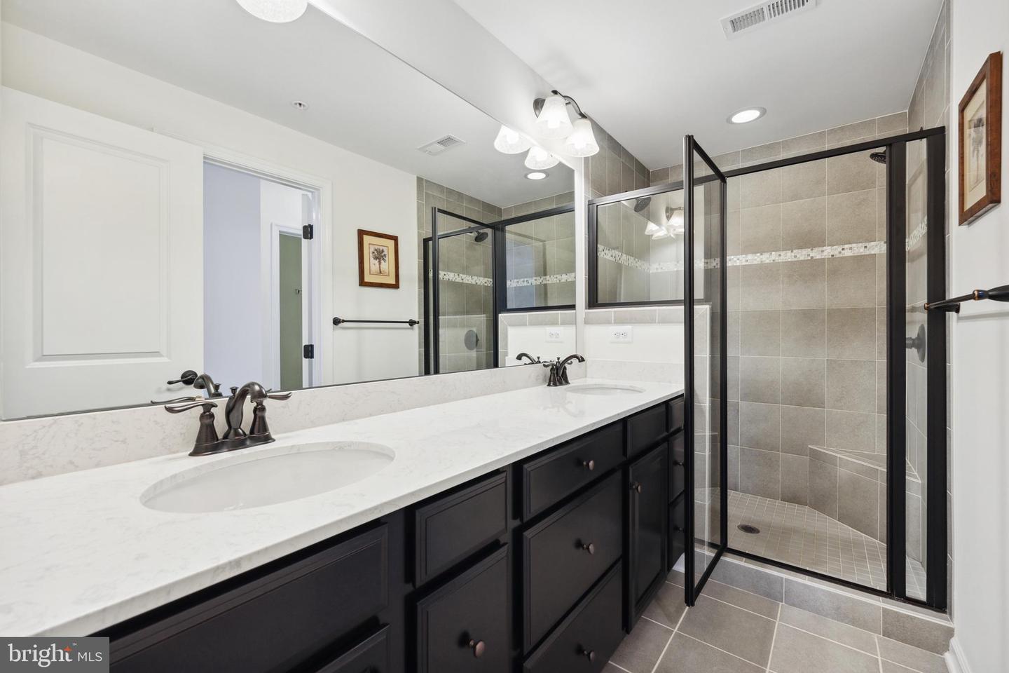 469 Kornblau TERRACE SE