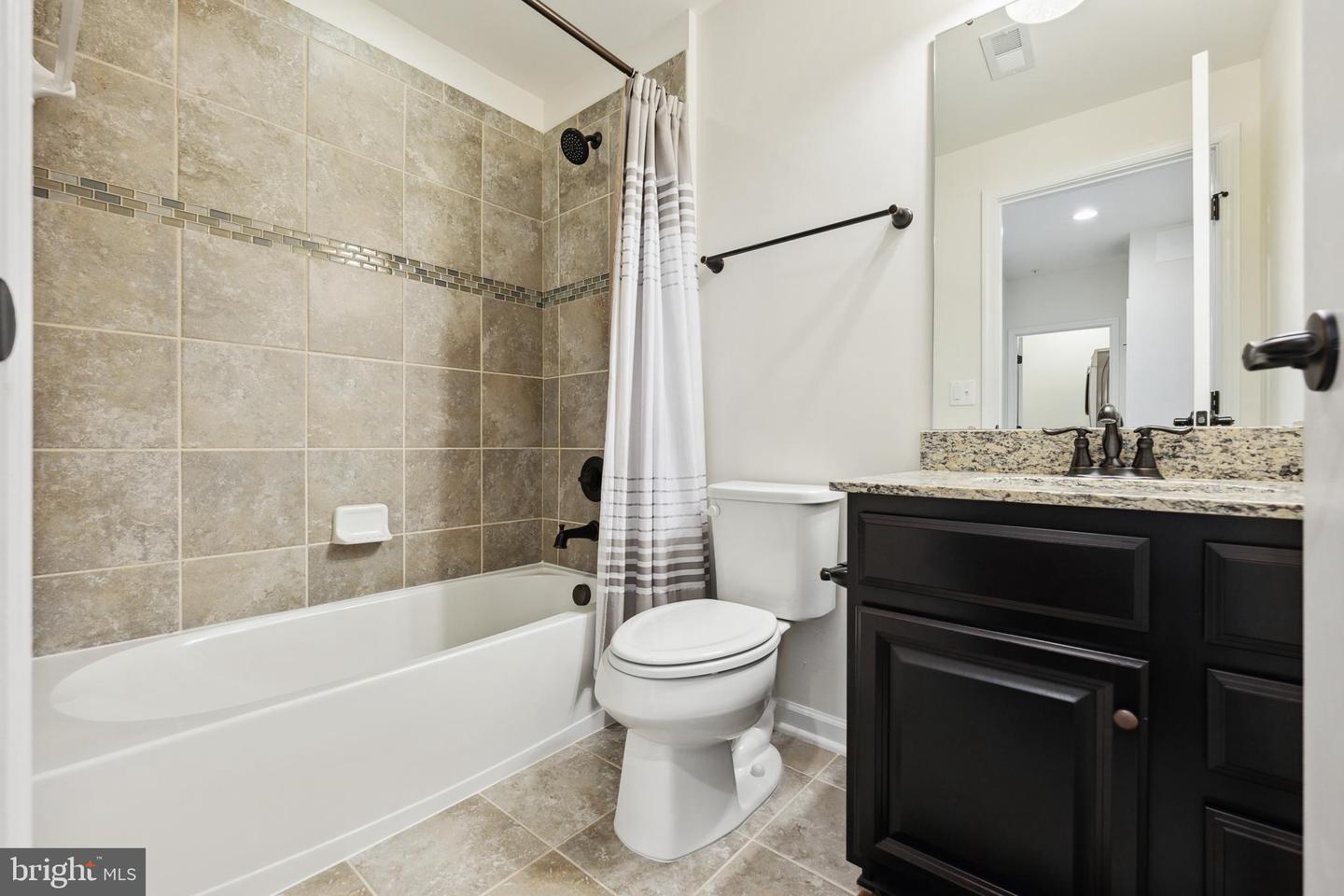 469 Kornblau TERRACE SE