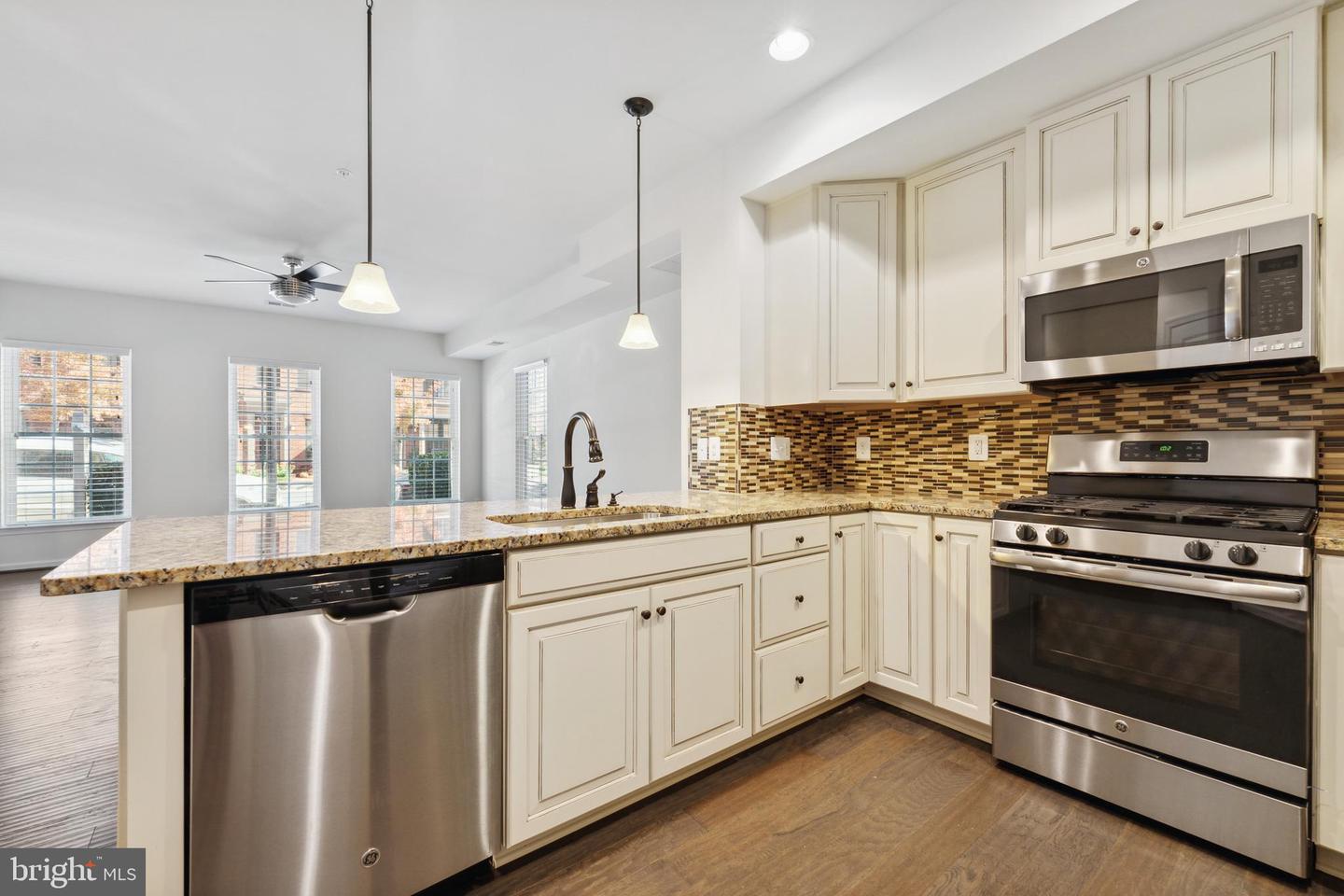 469 Kornblau TERRACE SE