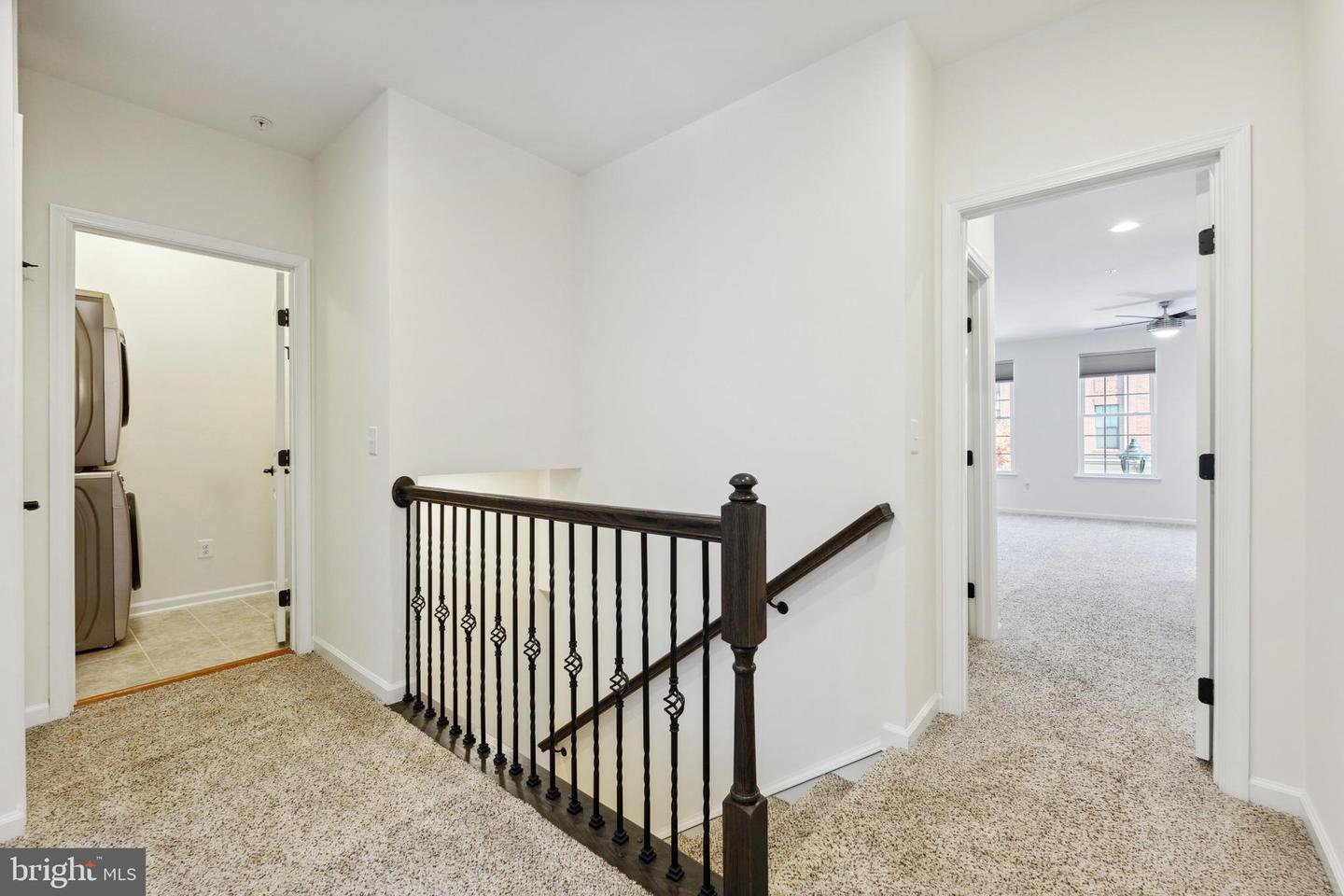 469 Kornblau TERRACE SE