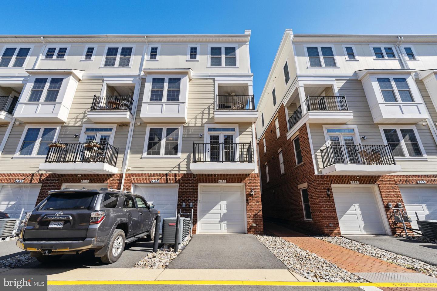 469 Kornblau TERRACE SE