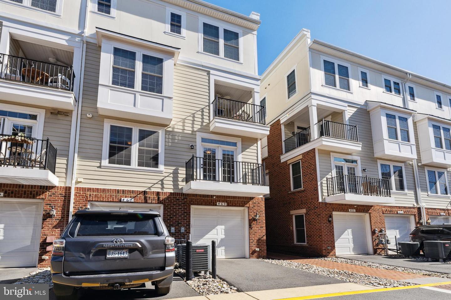 469 Kornblau TERRACE SE
