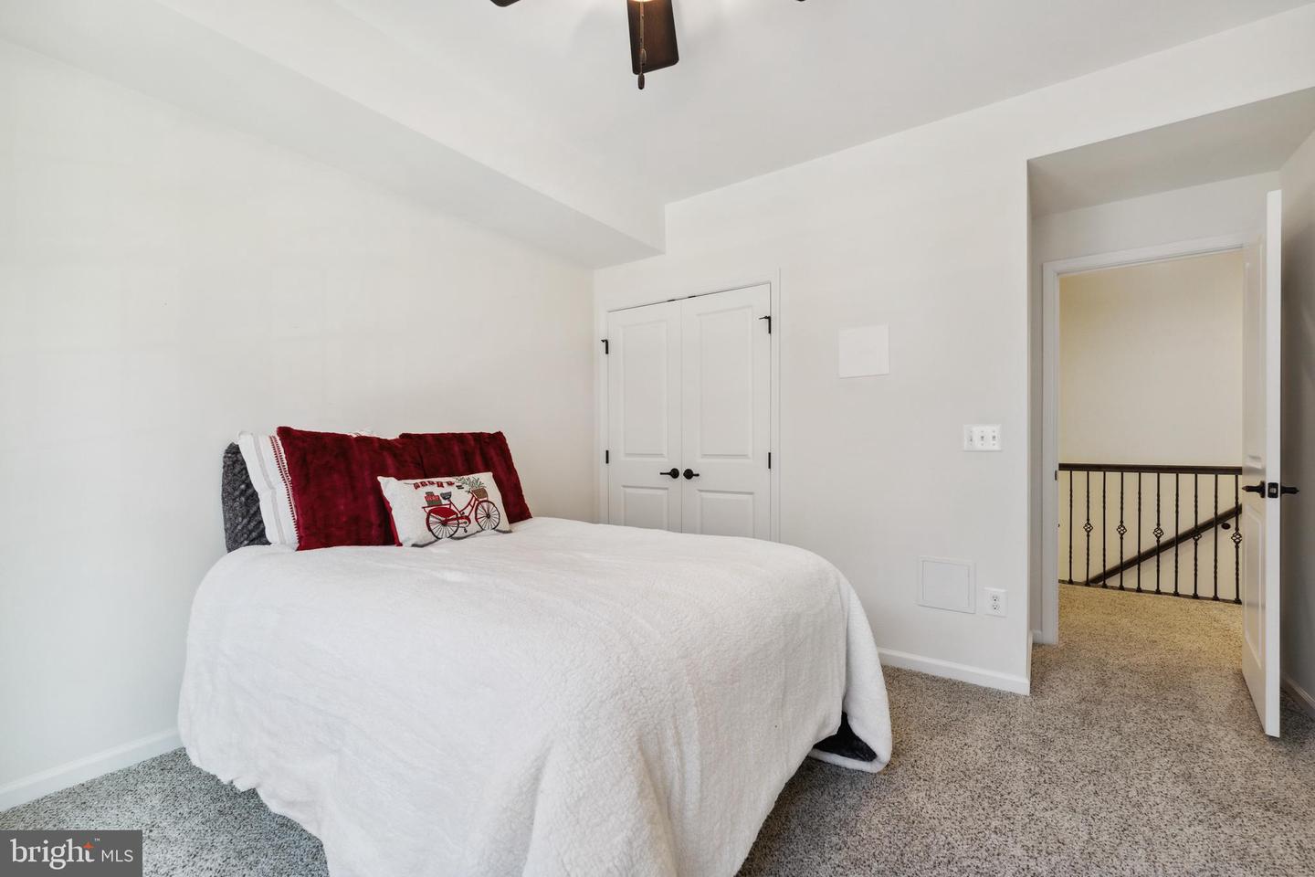 469 Kornblau TERRACE SE