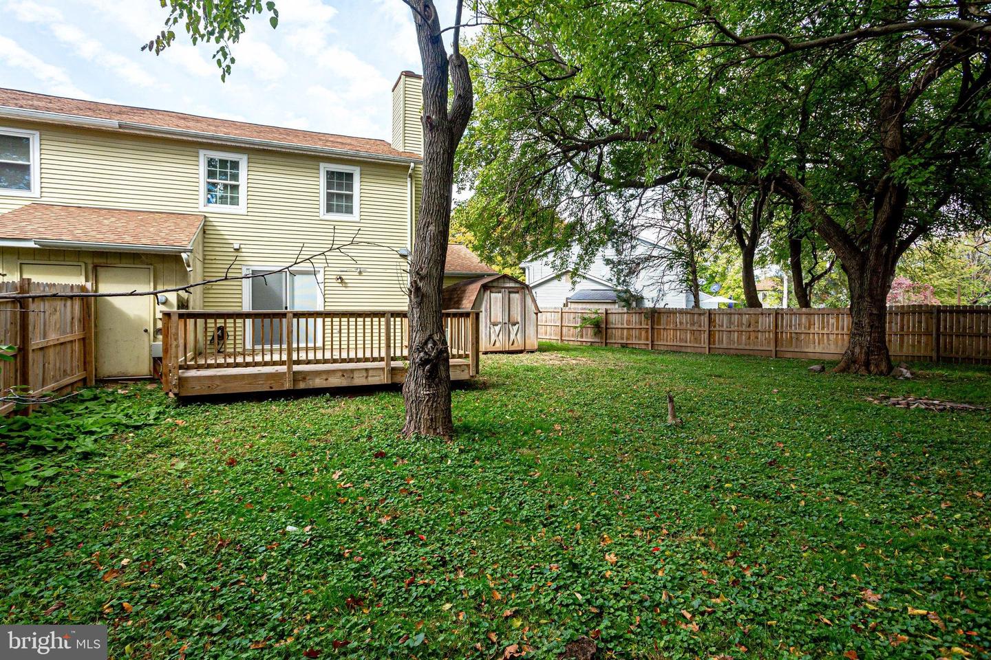 185 Cedar Walk CIRCLE NE