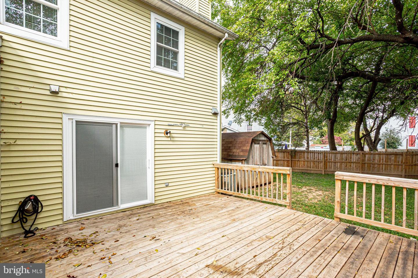 185 Cedar Walk CIRCLE NE