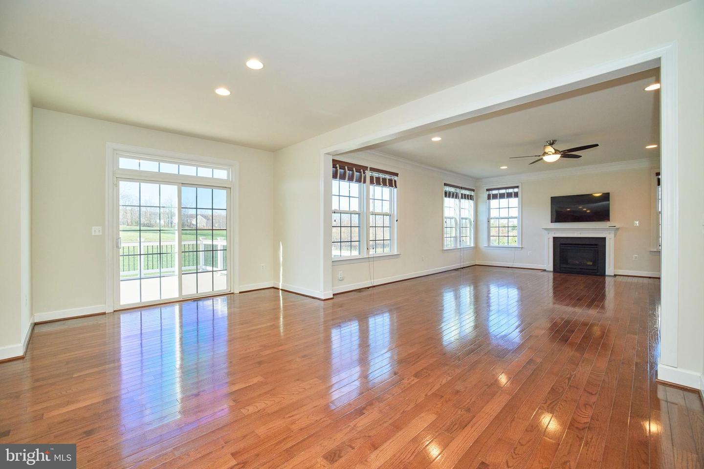 15735 Trongate COURT