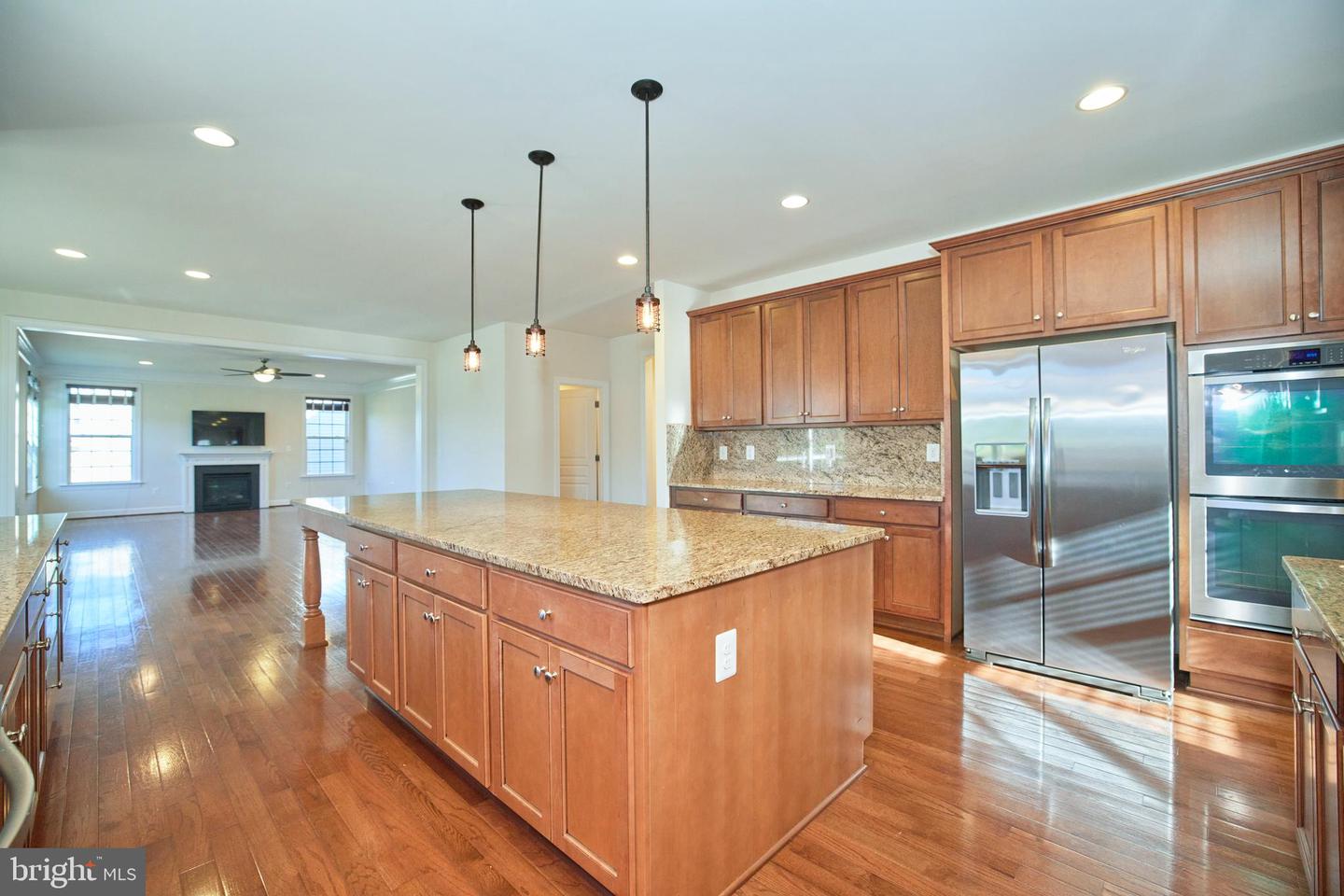 15735 Trongate COURT