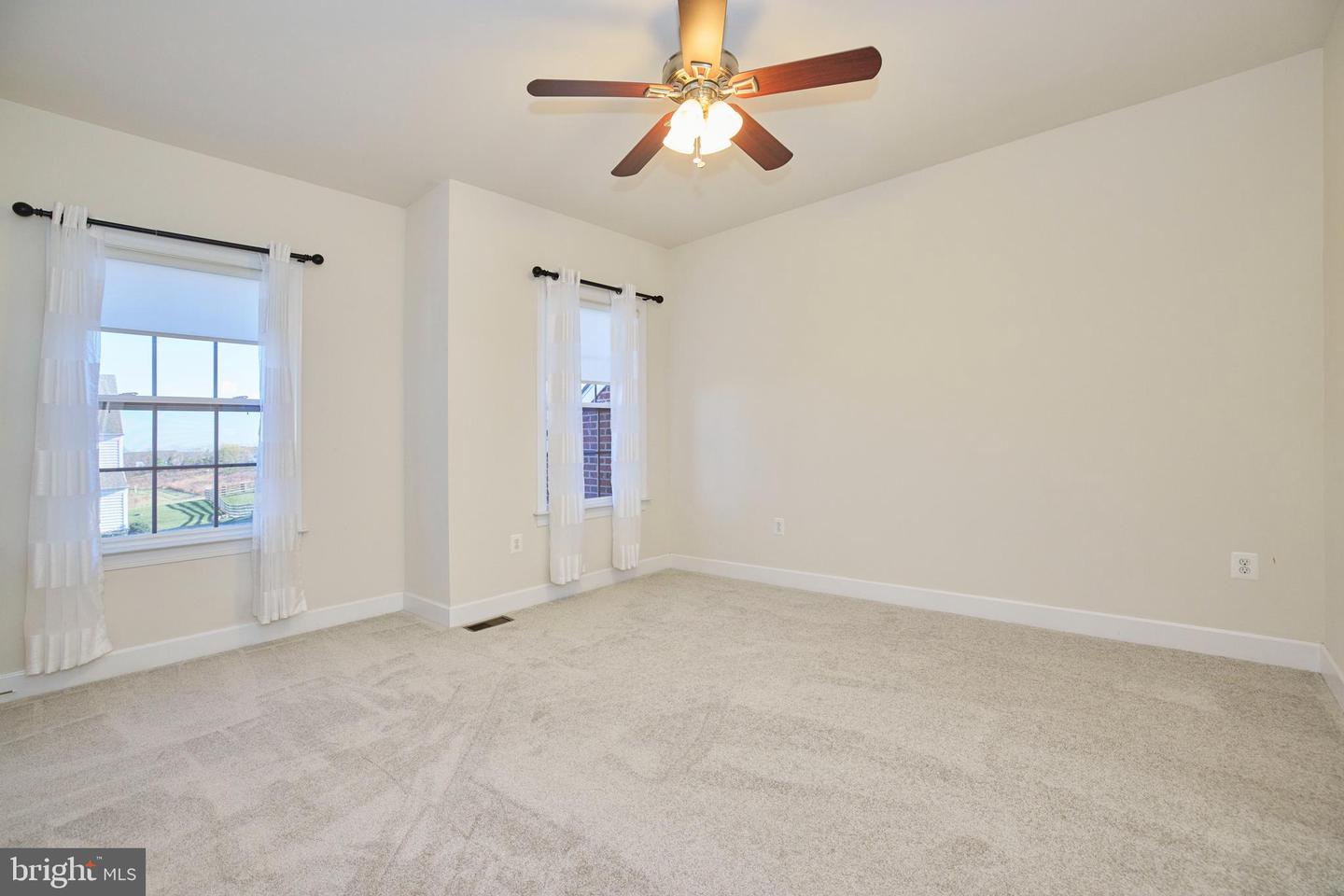 15735 Trongate COURT