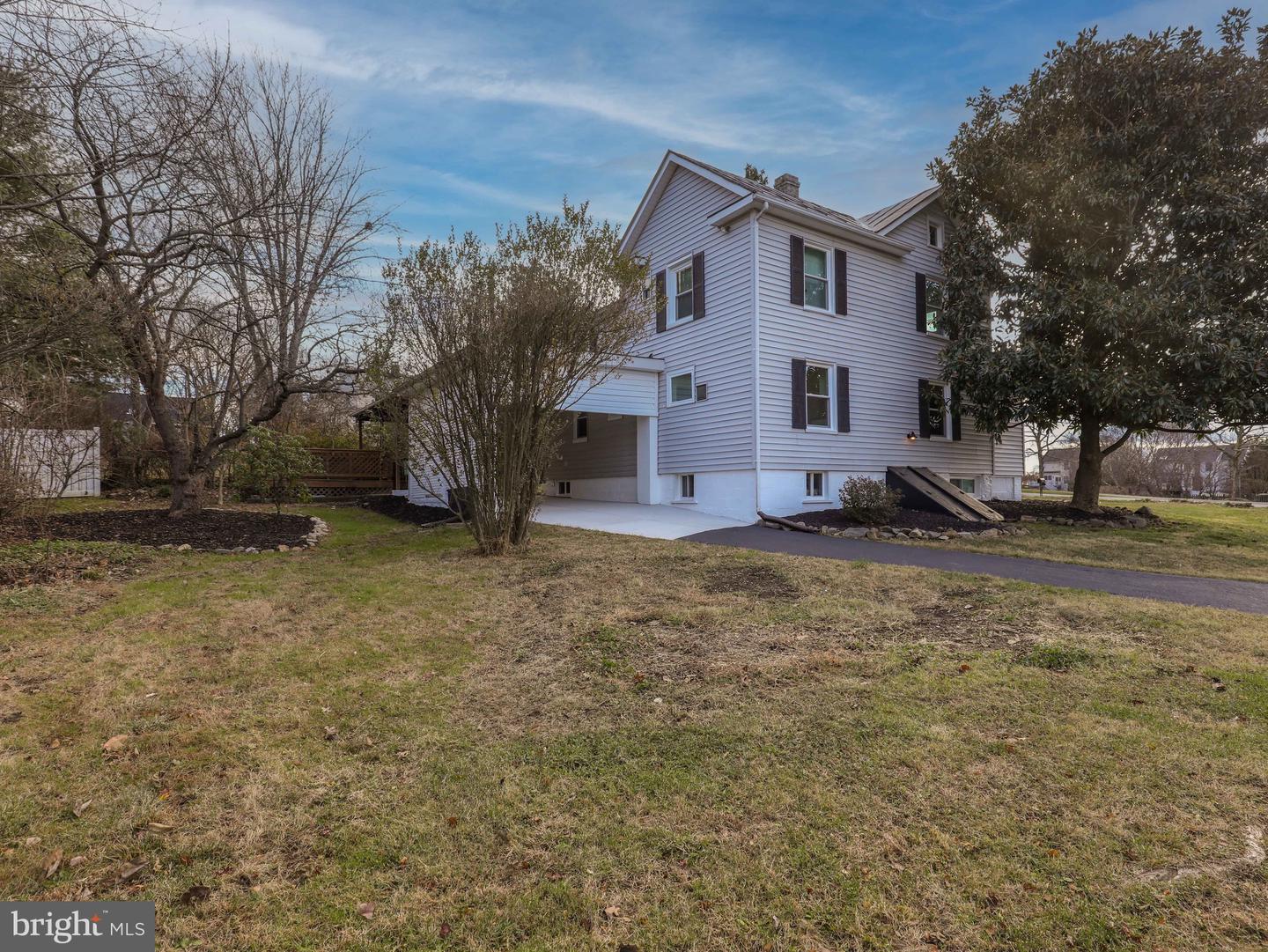 411 E A STREET
