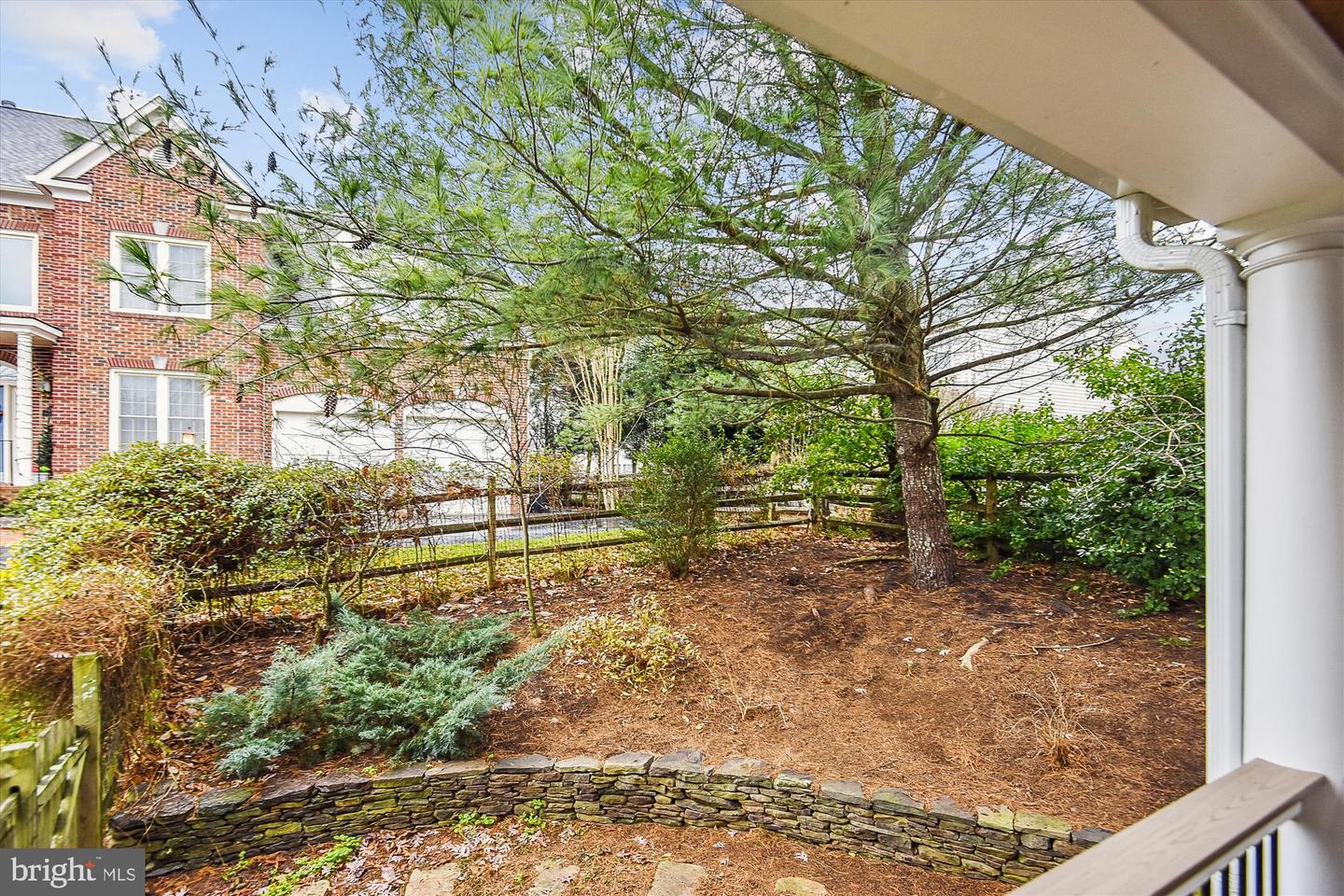 47024 Bennington COURT