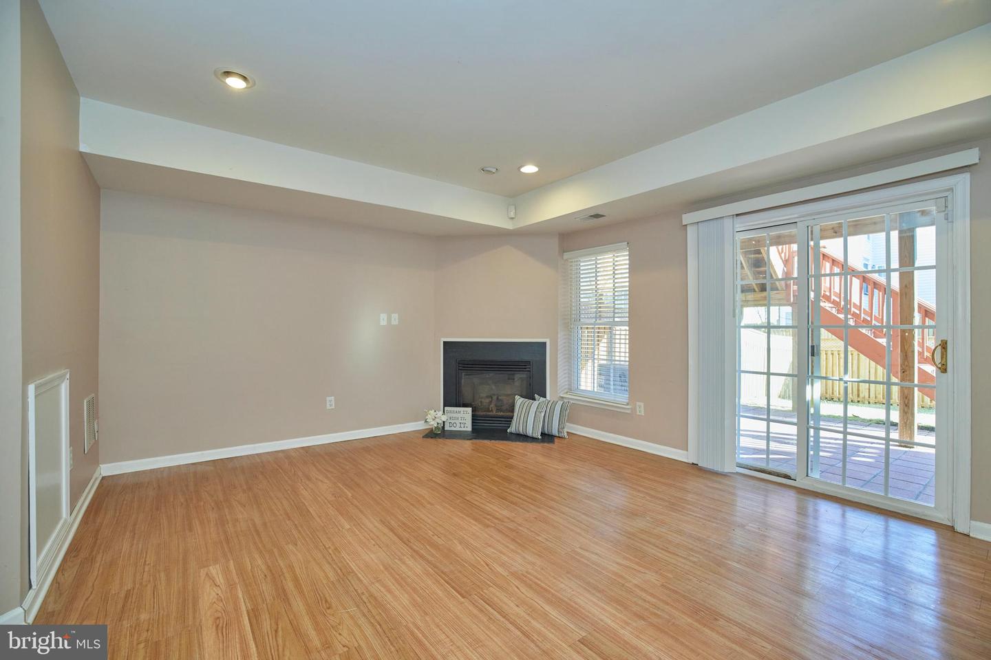 24630 Nettle Mill SQUARE