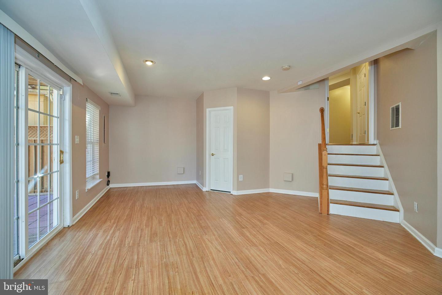 24630 Nettle Mill SQUARE