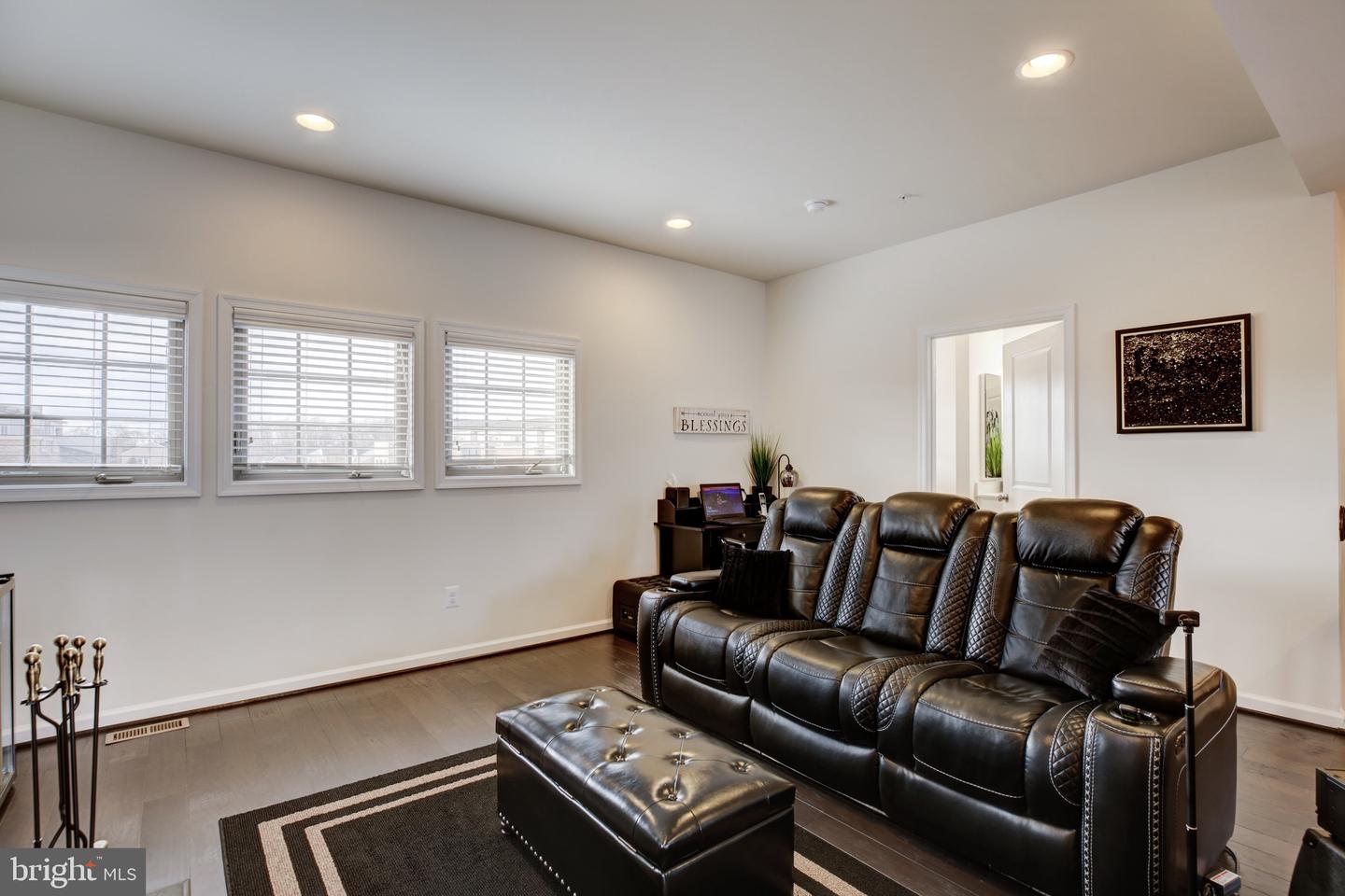 23410 Adagio TERRACE