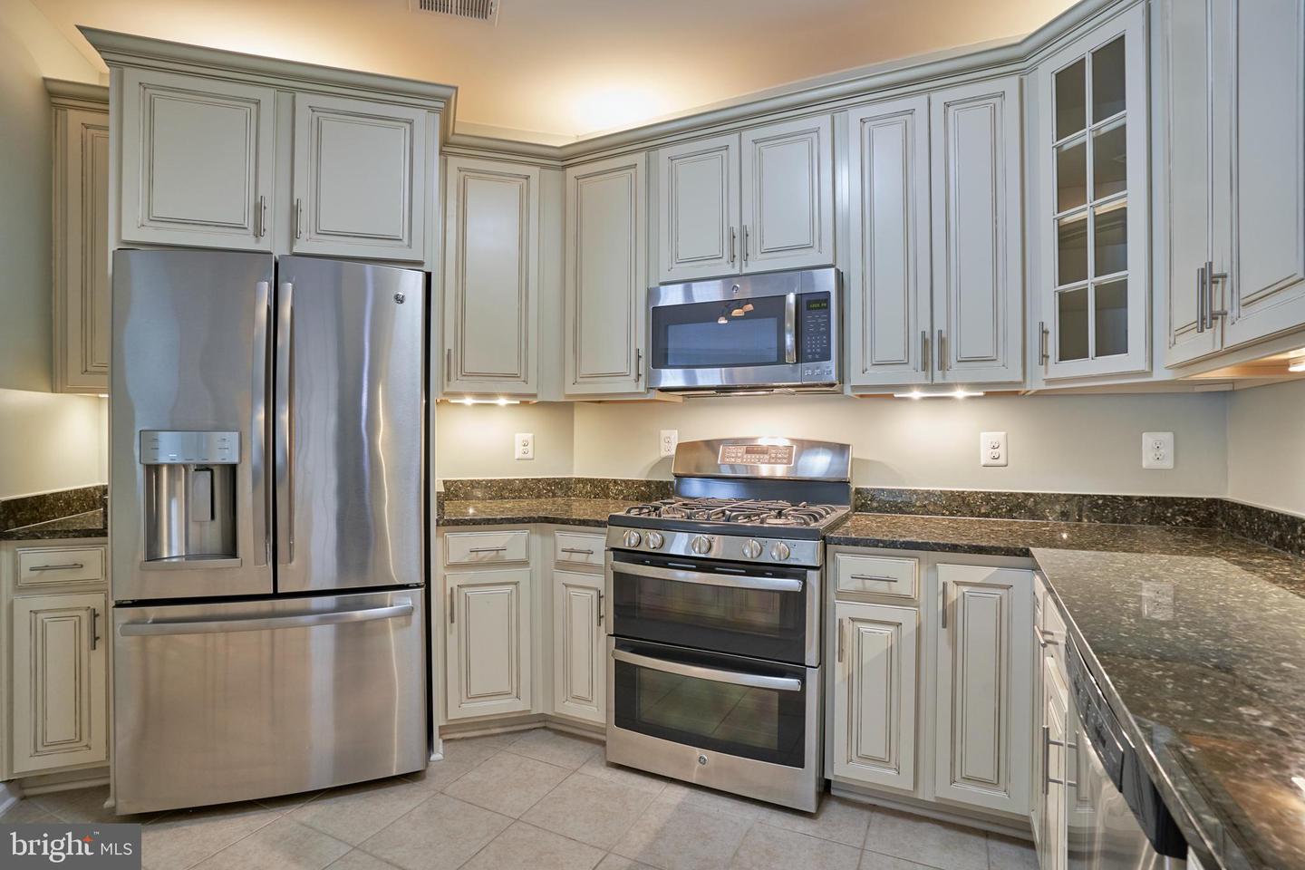 24661 Woolly Mammoth TERRACE Unit: 400