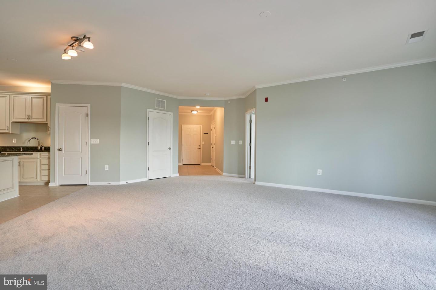 24661 Woolly Mammoth TERRACE Unit: 400