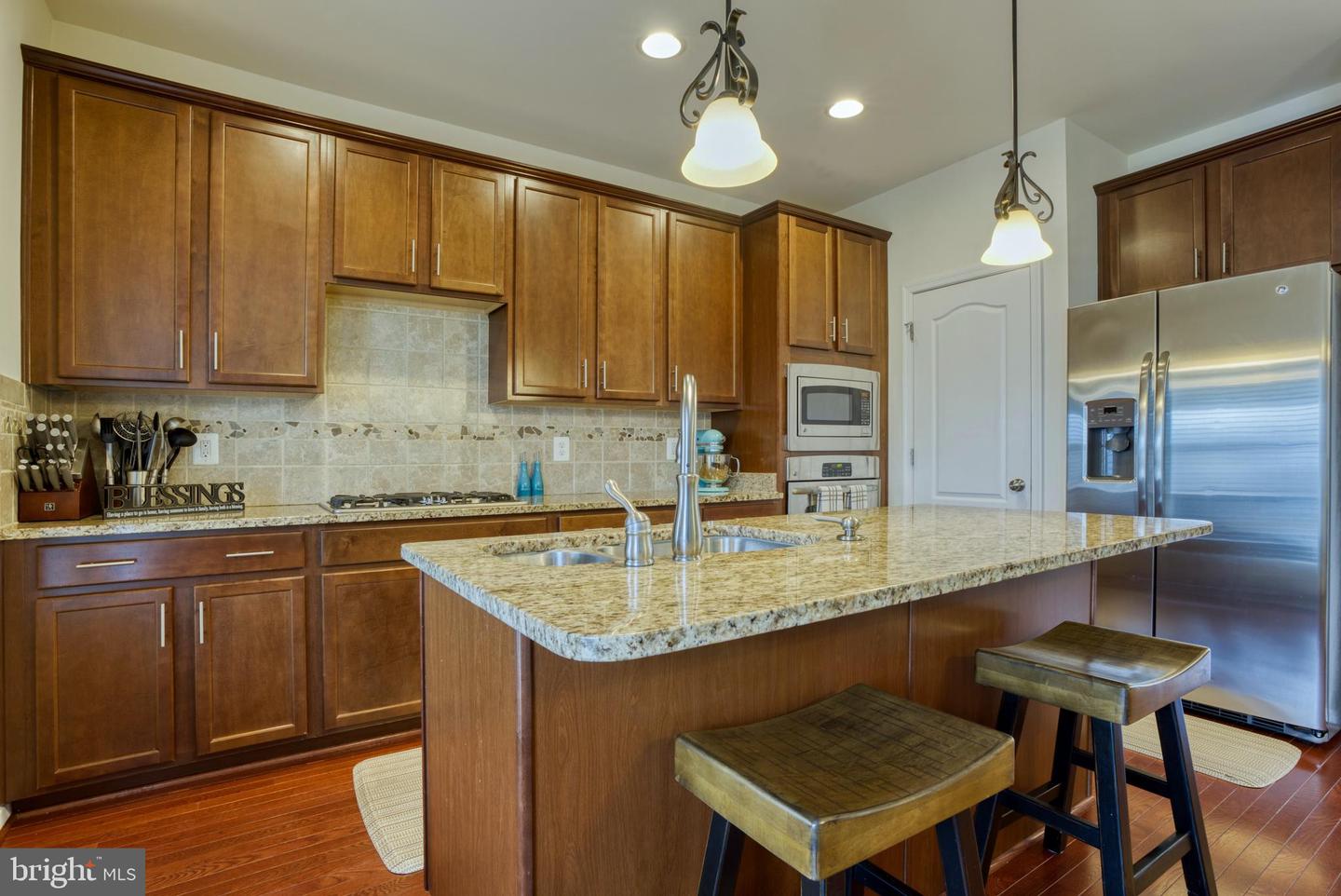 41823 Apatite SQUARE