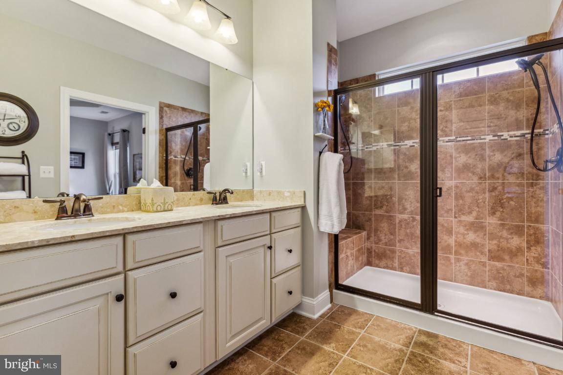 24995 Great Berkhamsted DRIVE