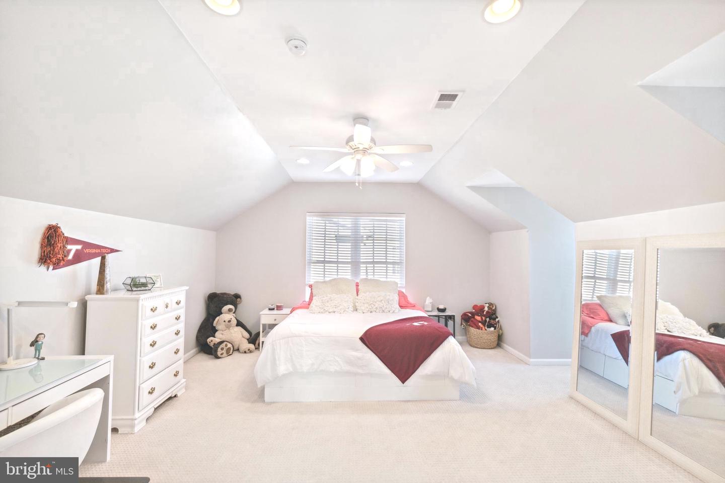 24993 Greengage PLACE