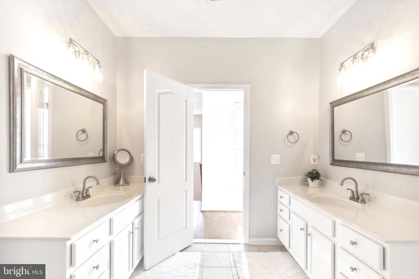 24993 Greengage PLACE