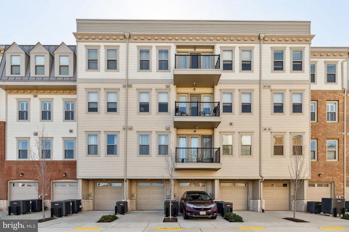 23630 Havelock Walk TERRACE Unit: 418