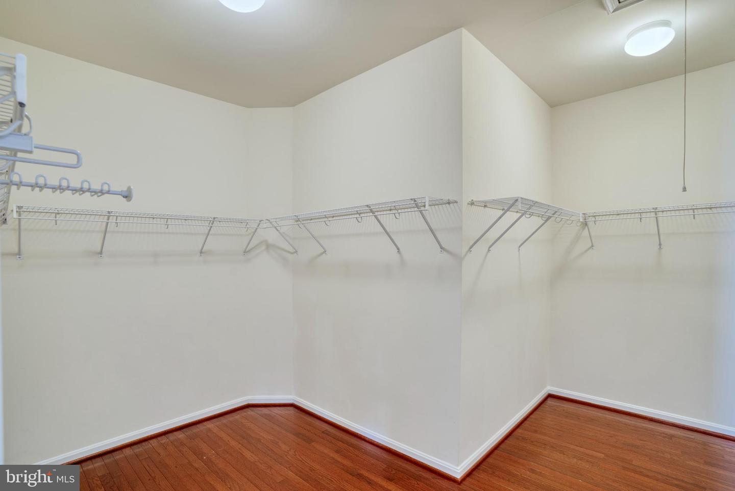 24786 Serpentine PLACE