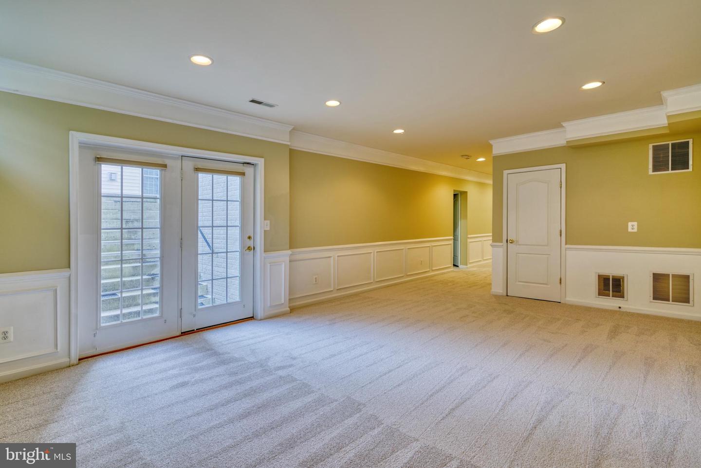 24786 Serpentine PLACE