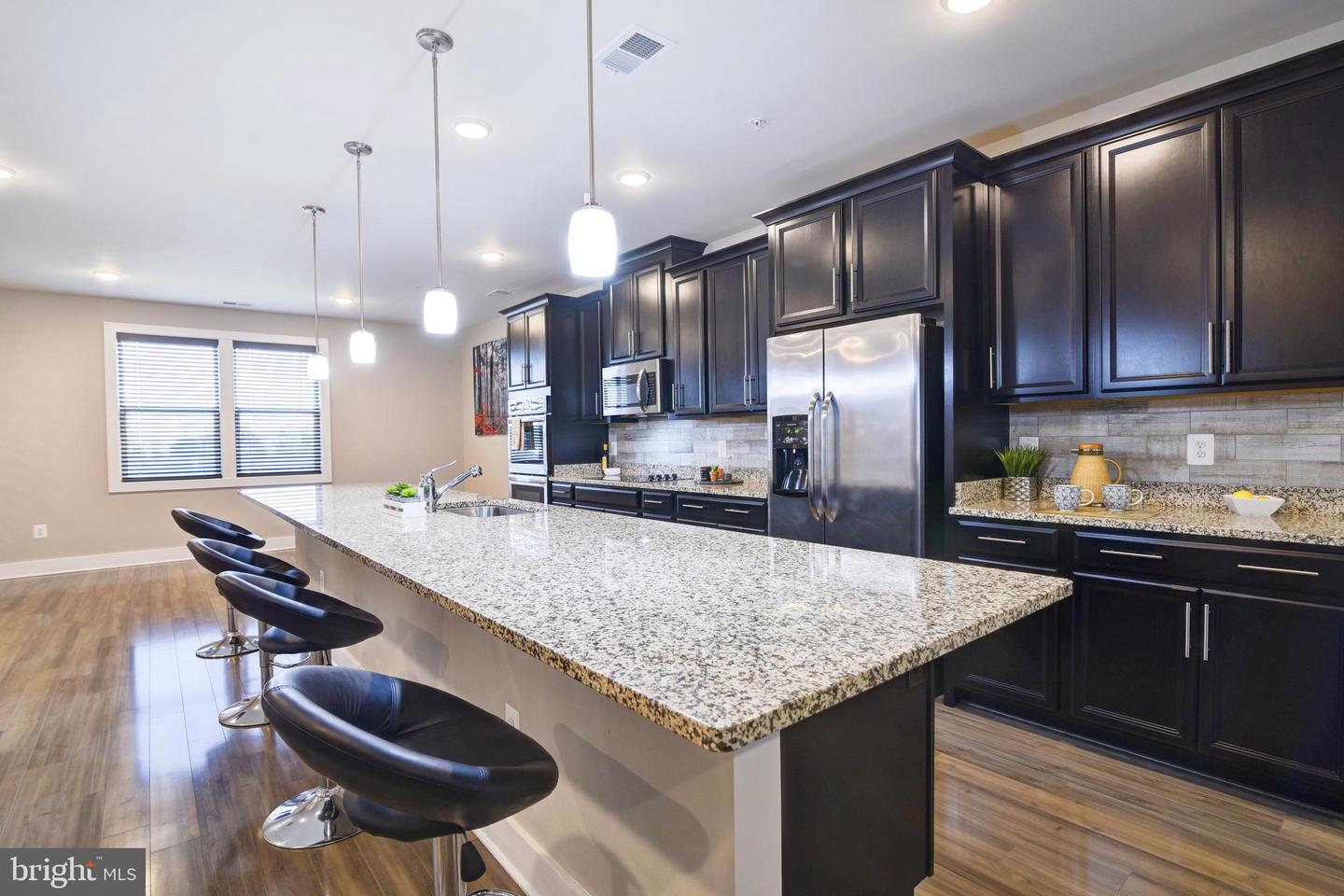44842 Tiverton SQUARE