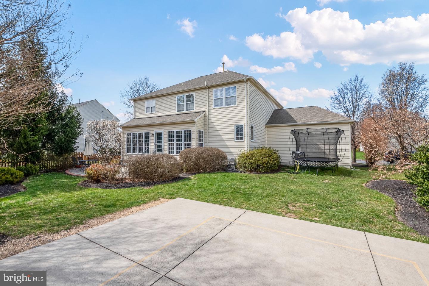 20012 Forest Farm LANE