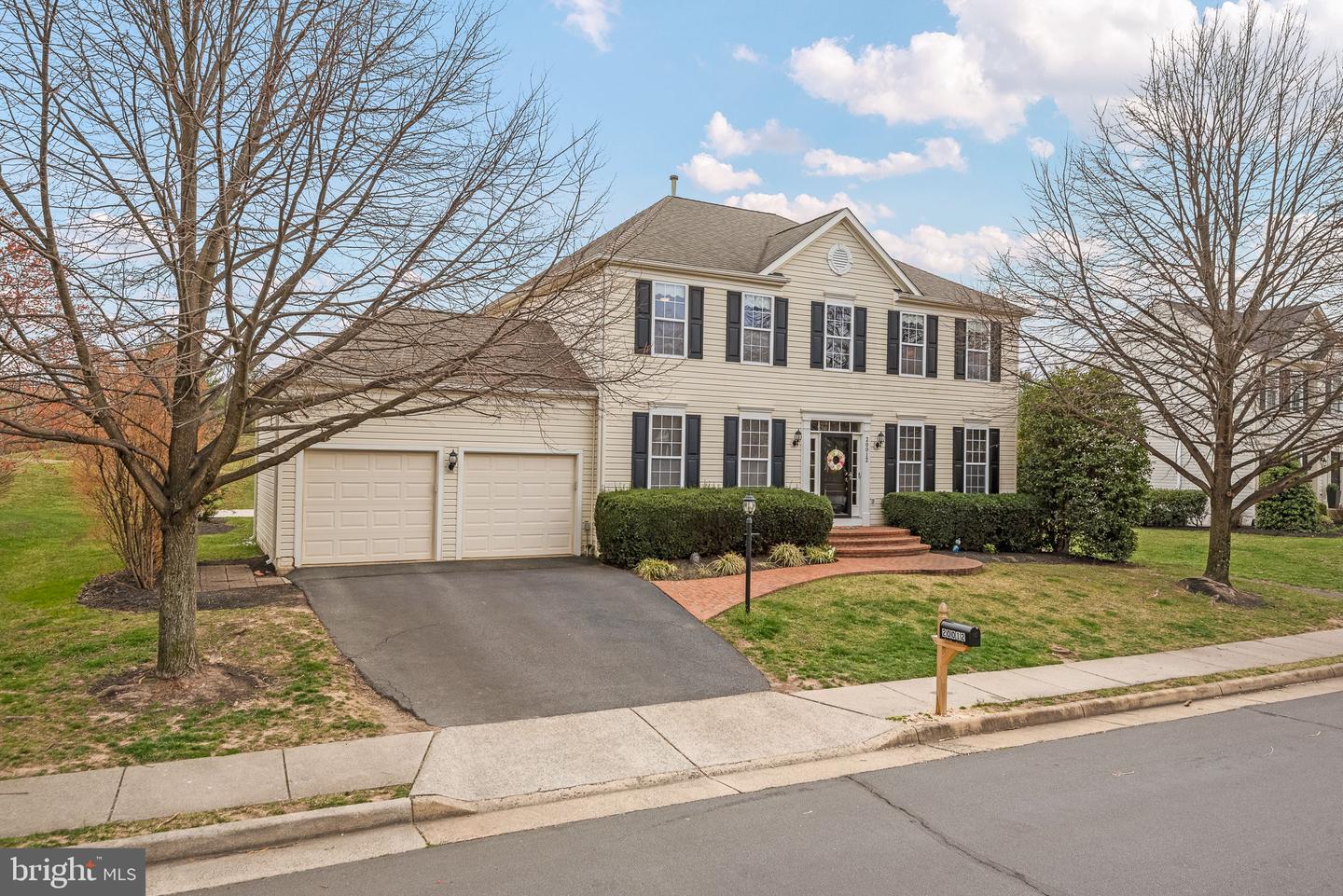 20012 Forest Farm LANE