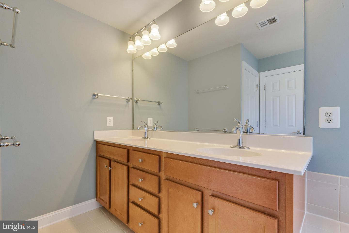 42668 Keiller TERRACE