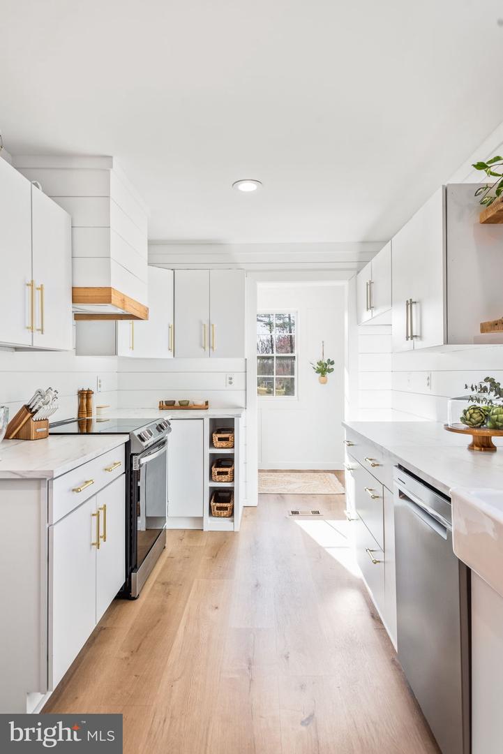100 14th STREET