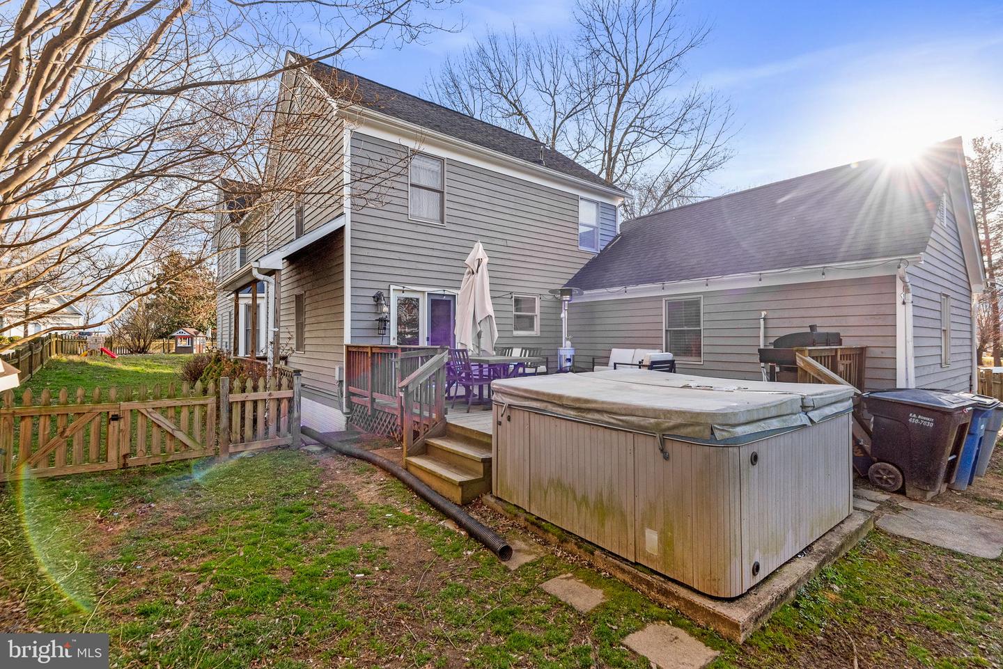 100 14th STREET