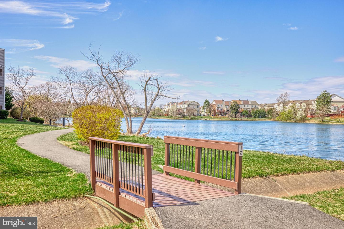 20578 Snowshoe SQUARE Unit: 102