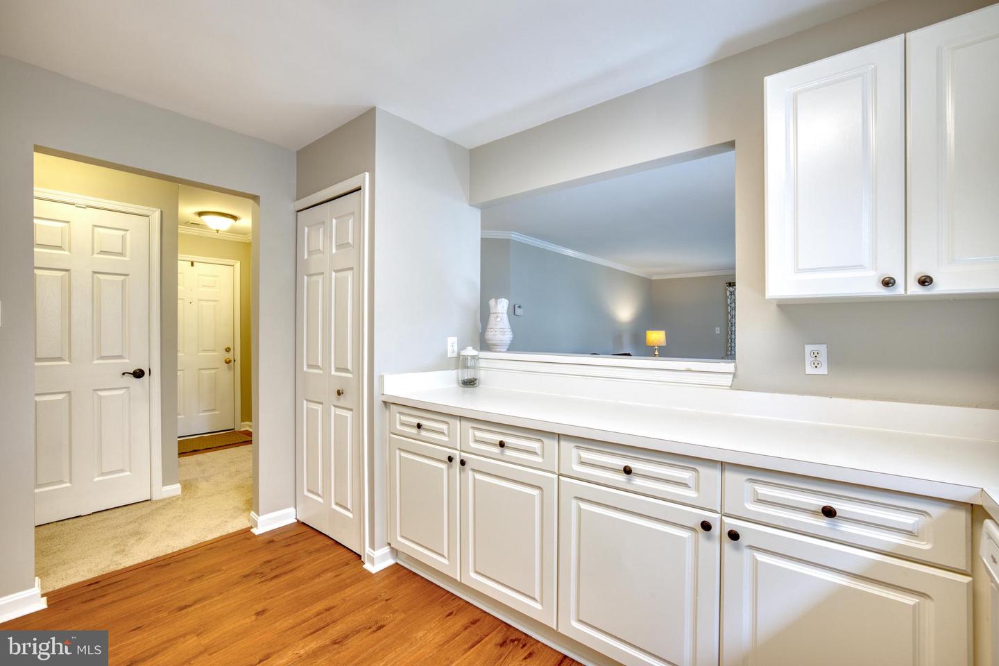 20578 Snowshoe SQUARE Unit: 102