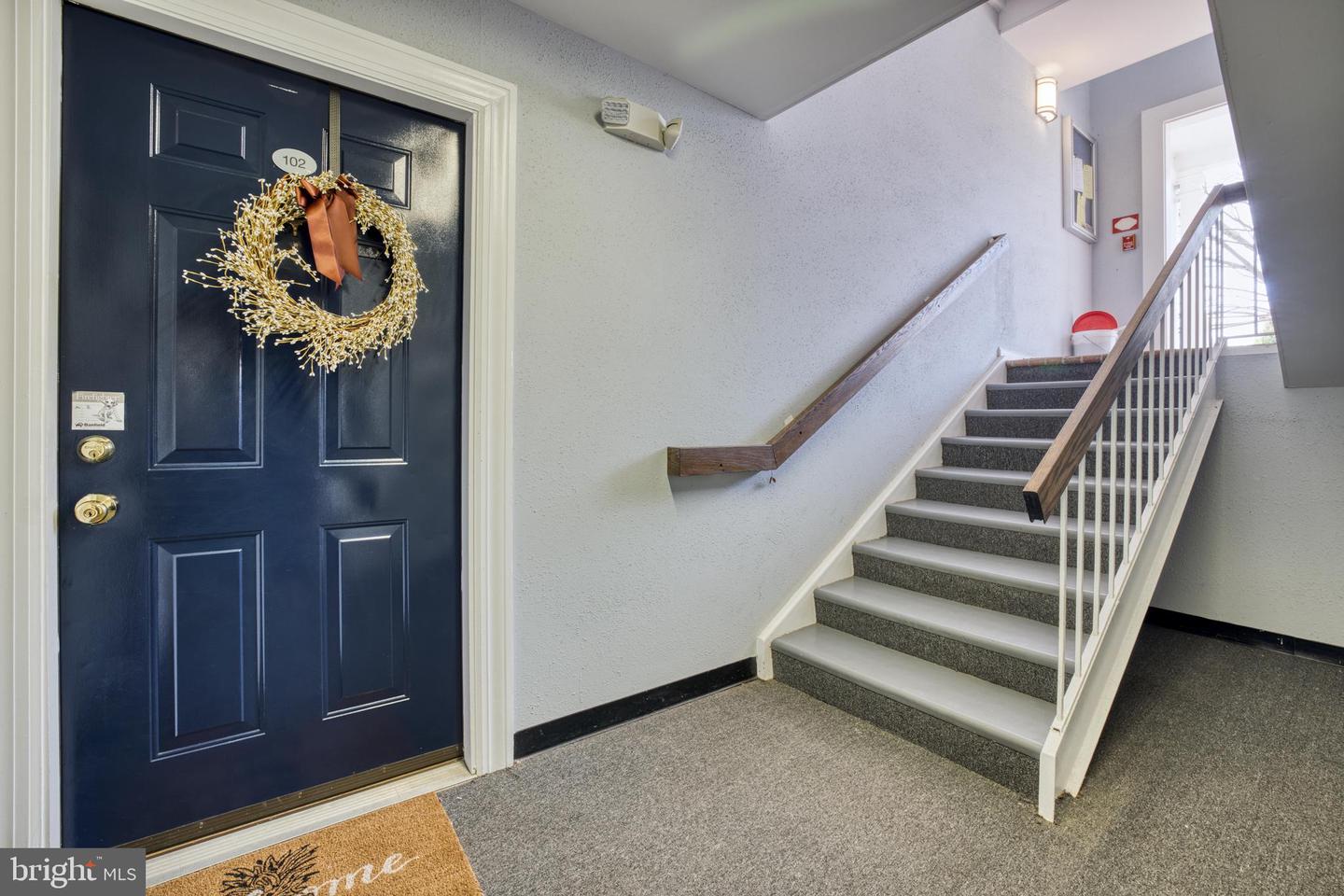 20578 Snowshoe SQUARE Unit: 102