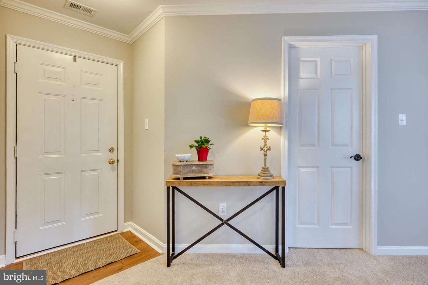 20578 Snowshoe SQUARE Unit: 102