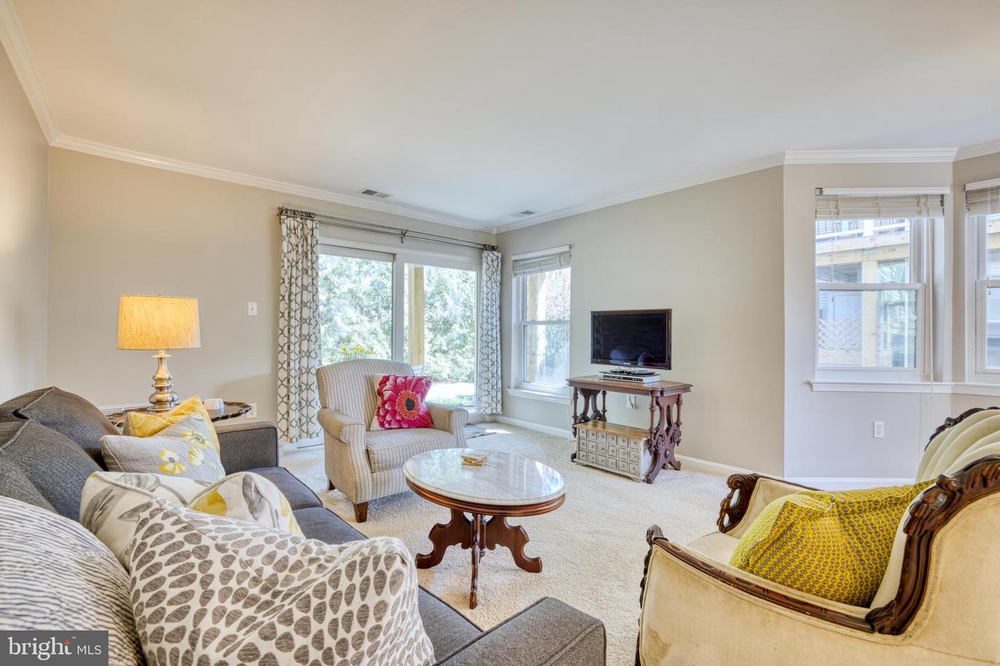 20578 Snowshoe SQUARE Unit: 102