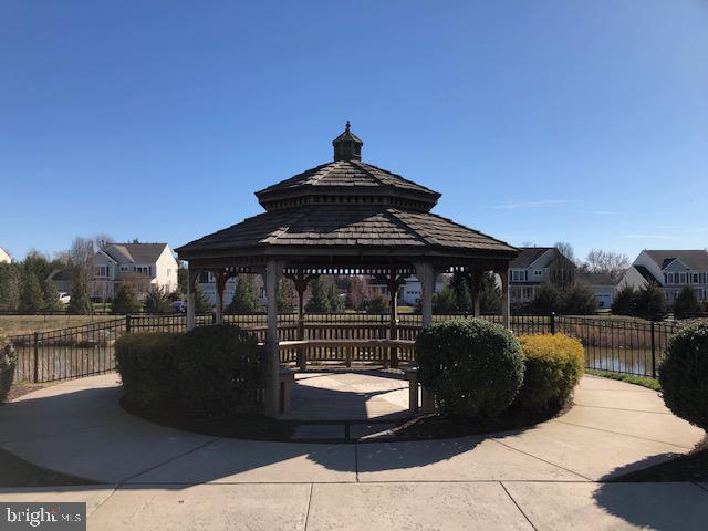 43427 Town Gate SQUARE