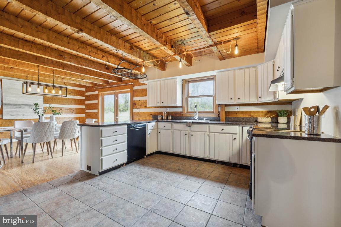 800 S 15th STREET
