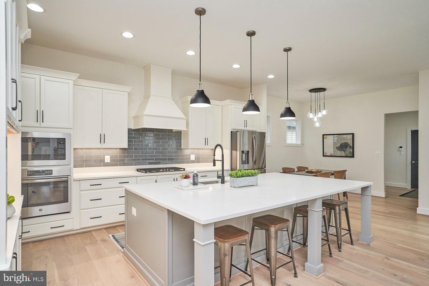22936 Bubbling Brook DRIVE