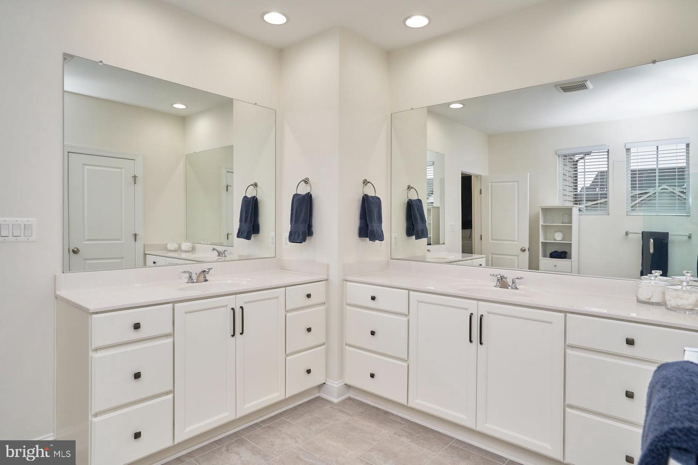 22936 Bubbling Brook DRIVE