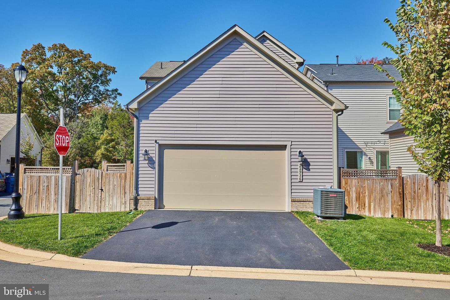 22936 Bubbling Brook DRIVE